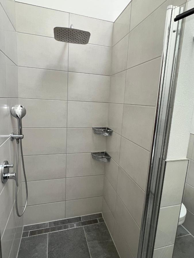 Ferienhaus Auszeit Mit Sauna Schwarz Buitenkant foto
