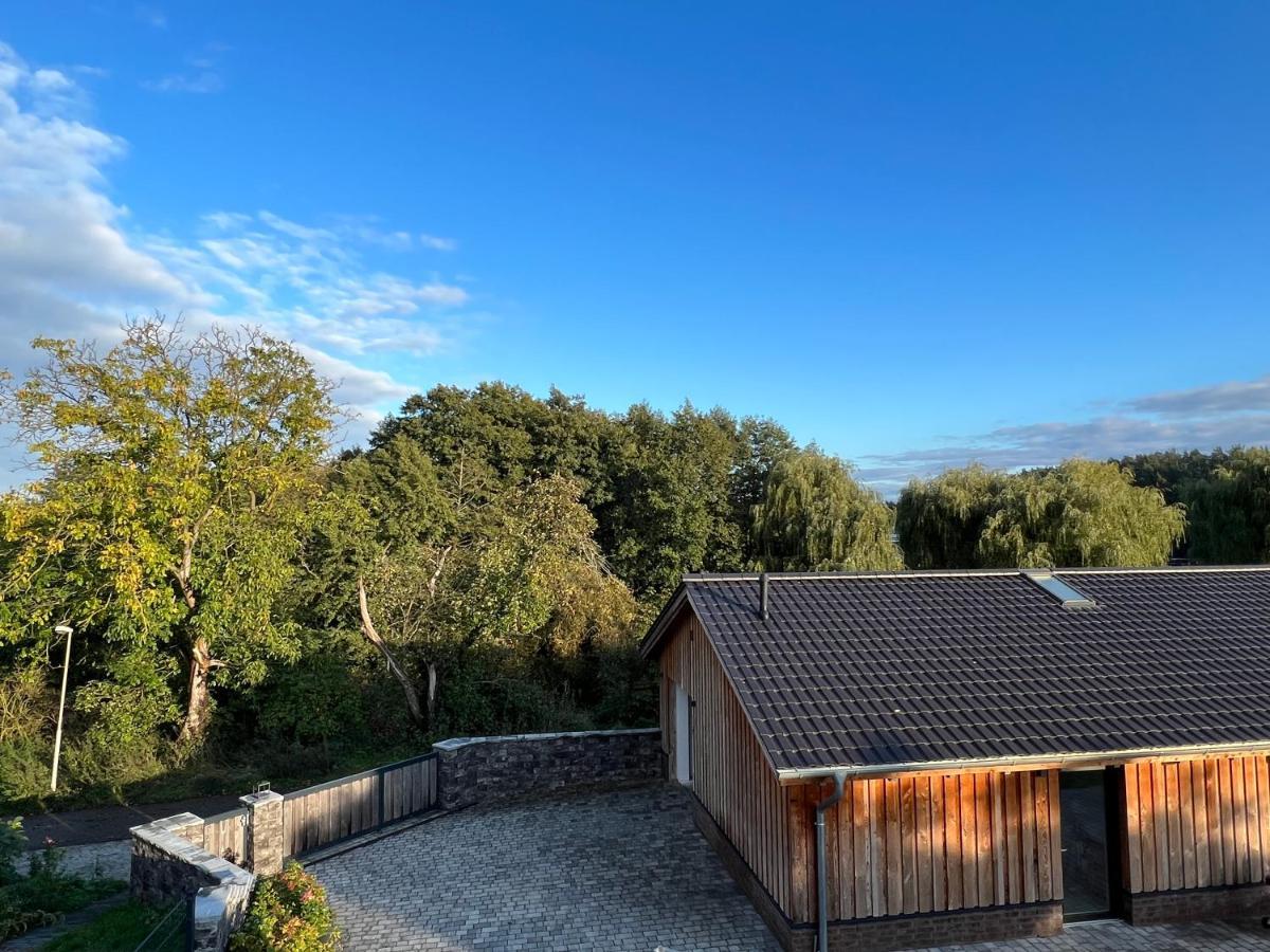 Ferienhaus Auszeit Mit Sauna Schwarz Buitenkant foto