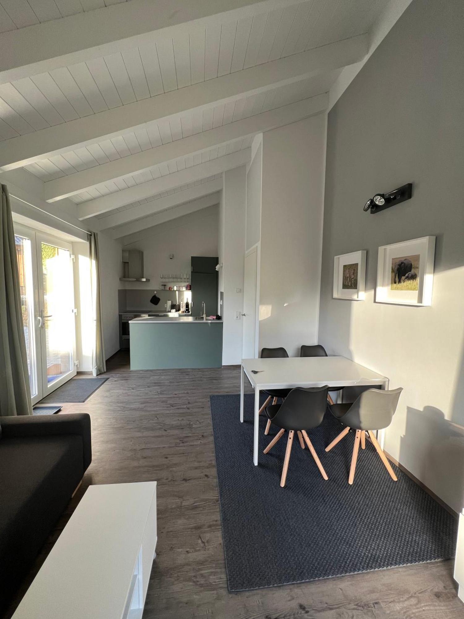 Ferienhaus Auszeit Mit Sauna Schwarz Buitenkant foto
